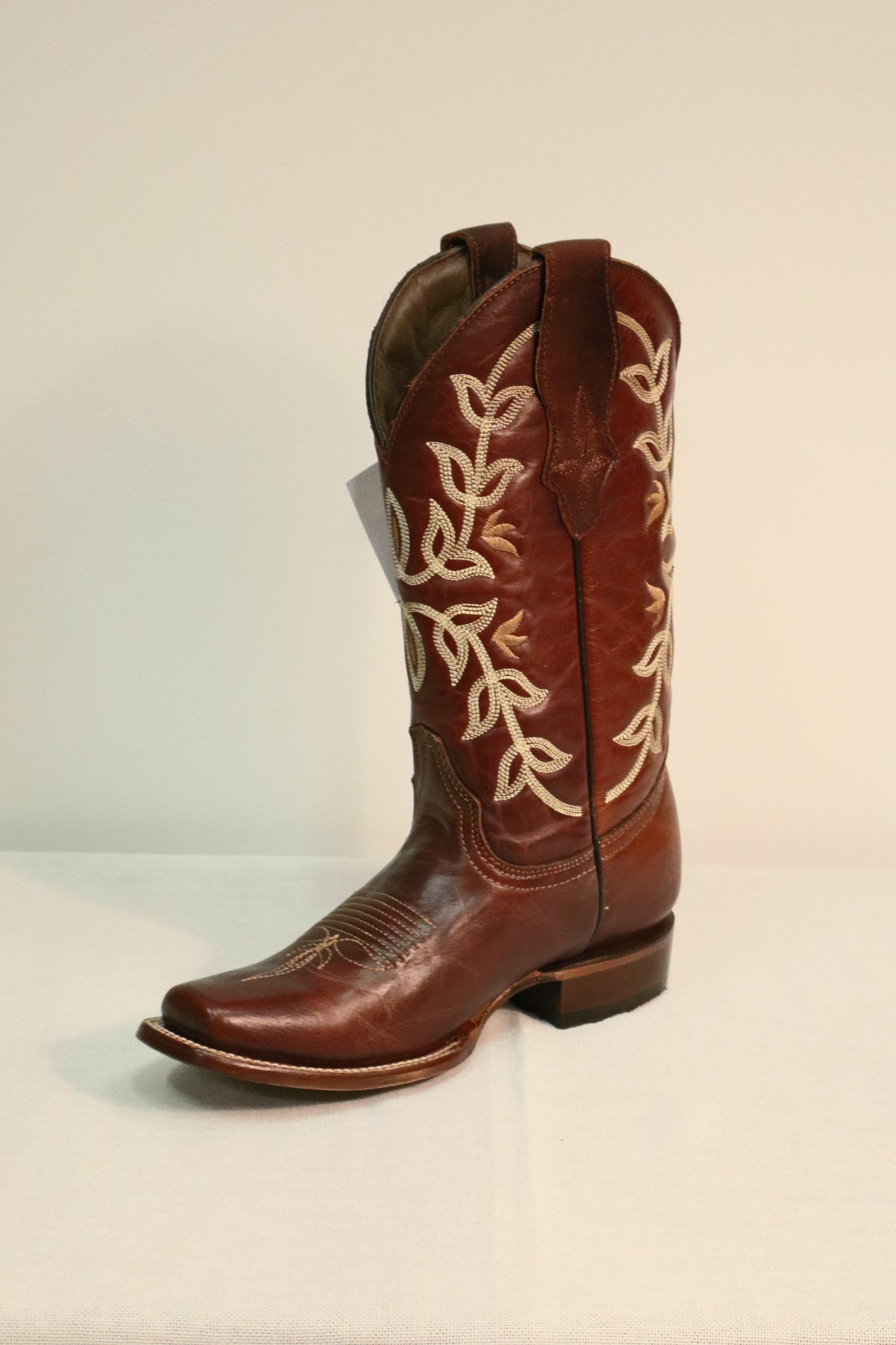 Cognac Embroidery by Corral